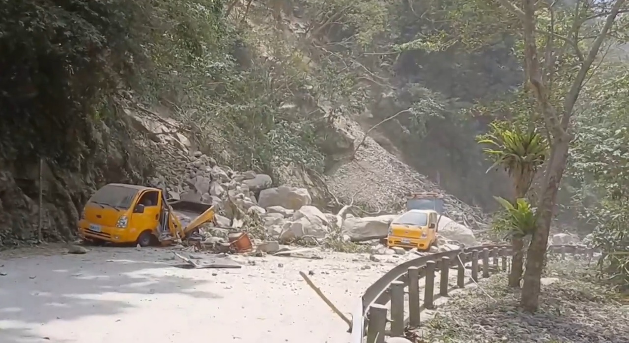 WATCH: Dashcam footage captures harrowing moments of earthquake in eastern Taiwan