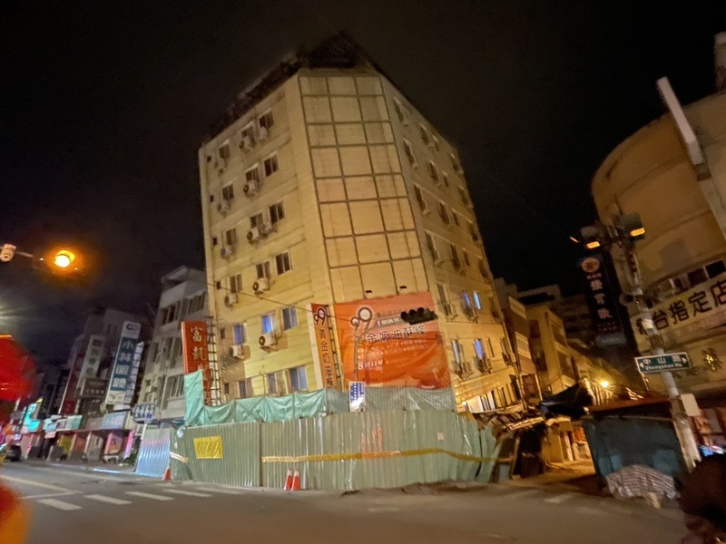 Series of earthquakes hit Hualien County, resulting in building collapses
