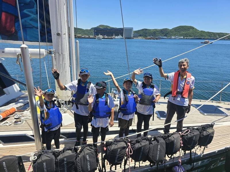 Teachers and students to sail around Taiwan during summer holiday
