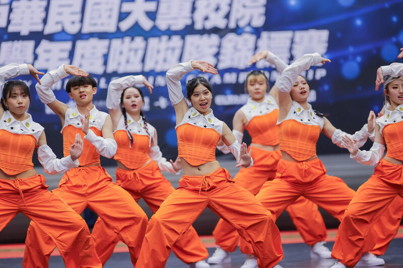 Shih Hsin University Cheerleading Team and Nishihara High School Marching Band to perform at Presidential Office Concert