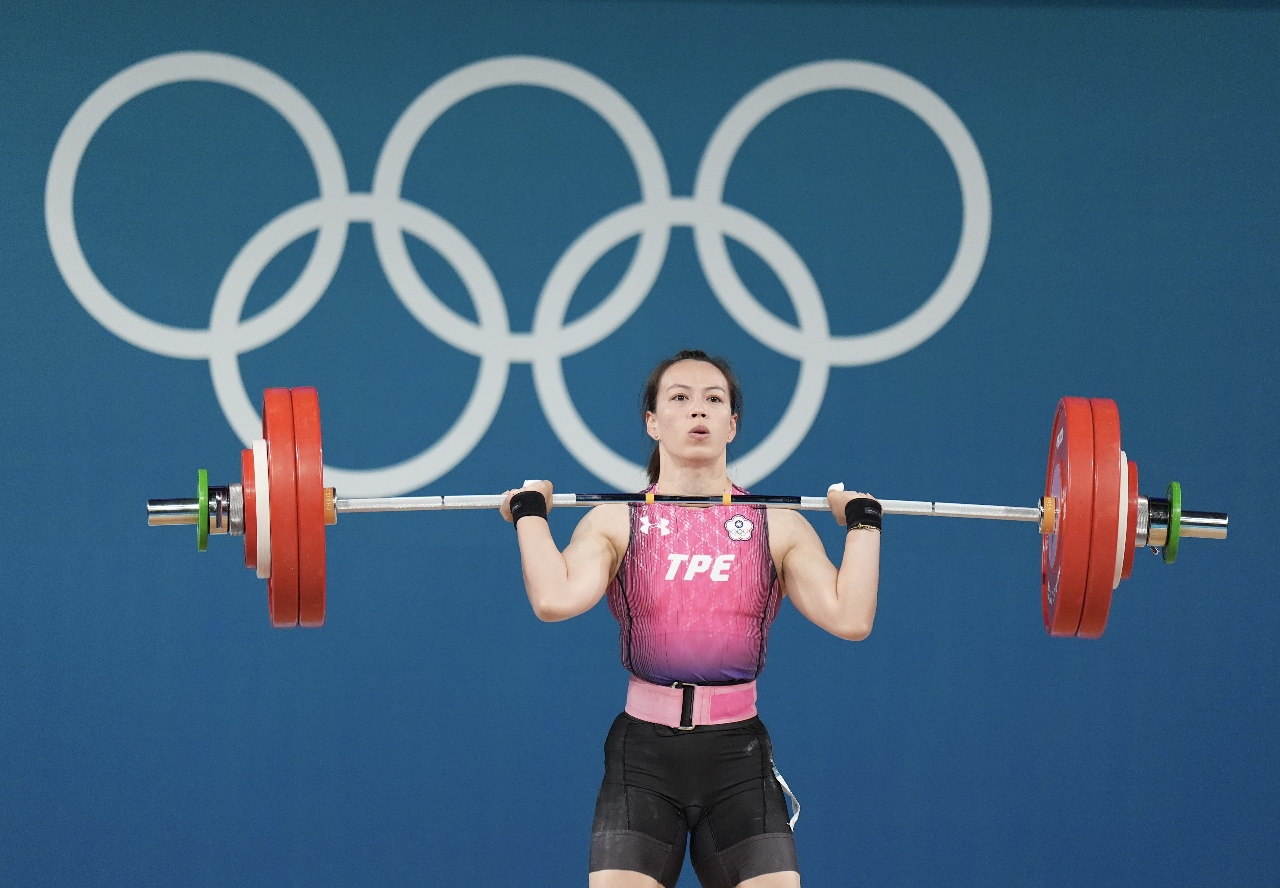 Taiwan’s Kuo Hsing-chun secures bronze in women’s 59 kg weightlifting at Paris Olympics