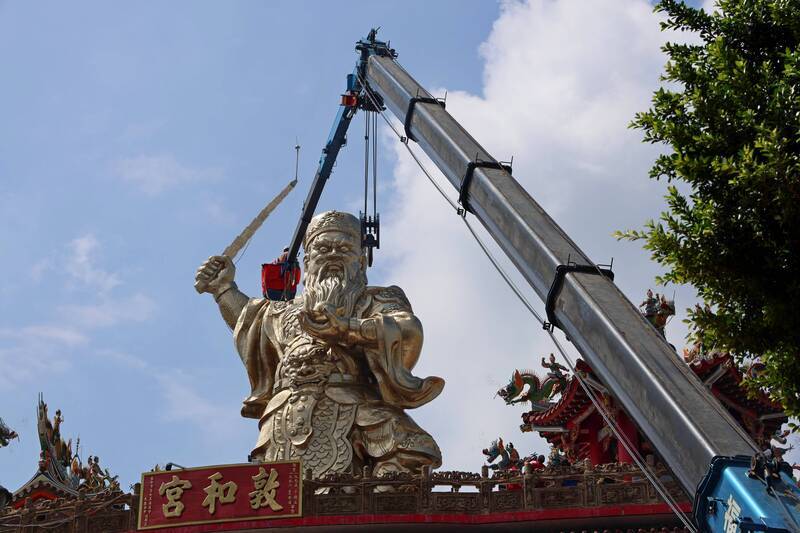 WATCH: Tallest God of Wealth statue in Taiwan reopened after six months of renovation