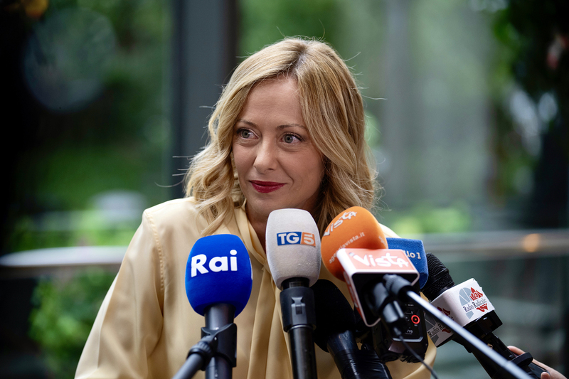 When politicians are awarded for repression: Italy's decline of press freedom (feat. Barbora Bukovská)
