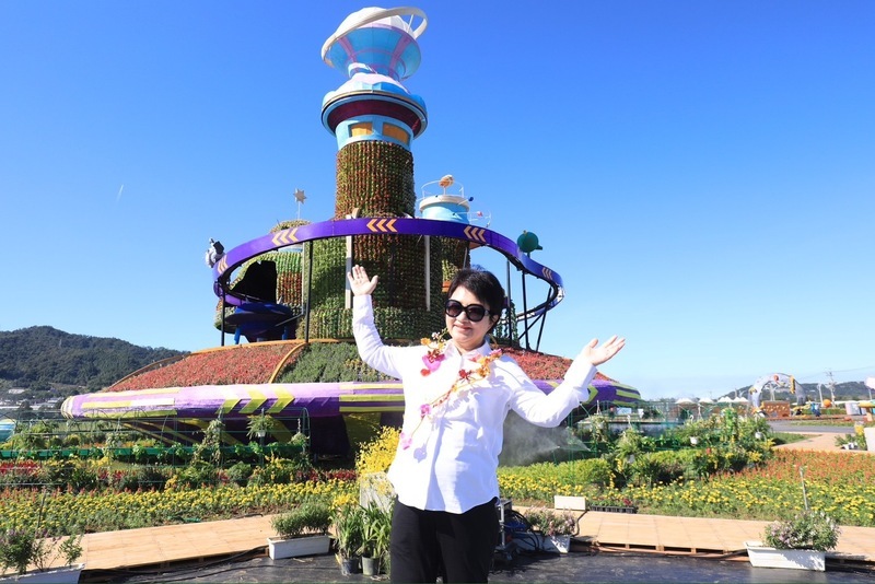 WATCH: Taichung’s flower festival showcases ‘out-of-this-world’ blooms