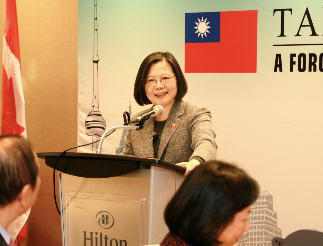 Former president Tsai thanks overseas Taiwanese for tireless support