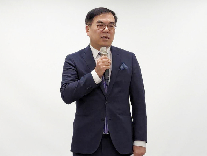Ambitious carbon reduction target to be revealed in December: Environment minister