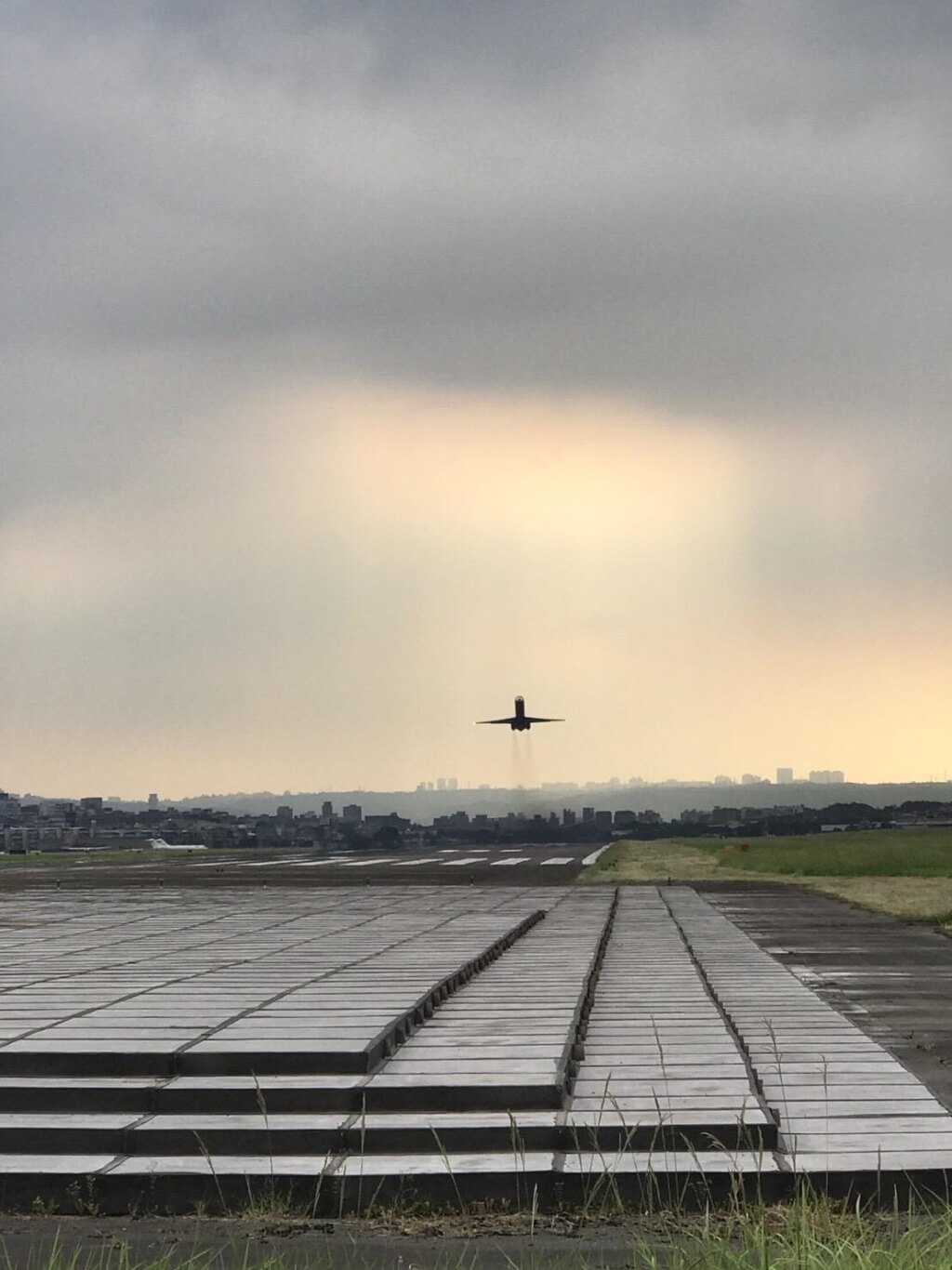 Taipei’s Songshan Airport safe, despite similarities to deadly Jeju Air accident