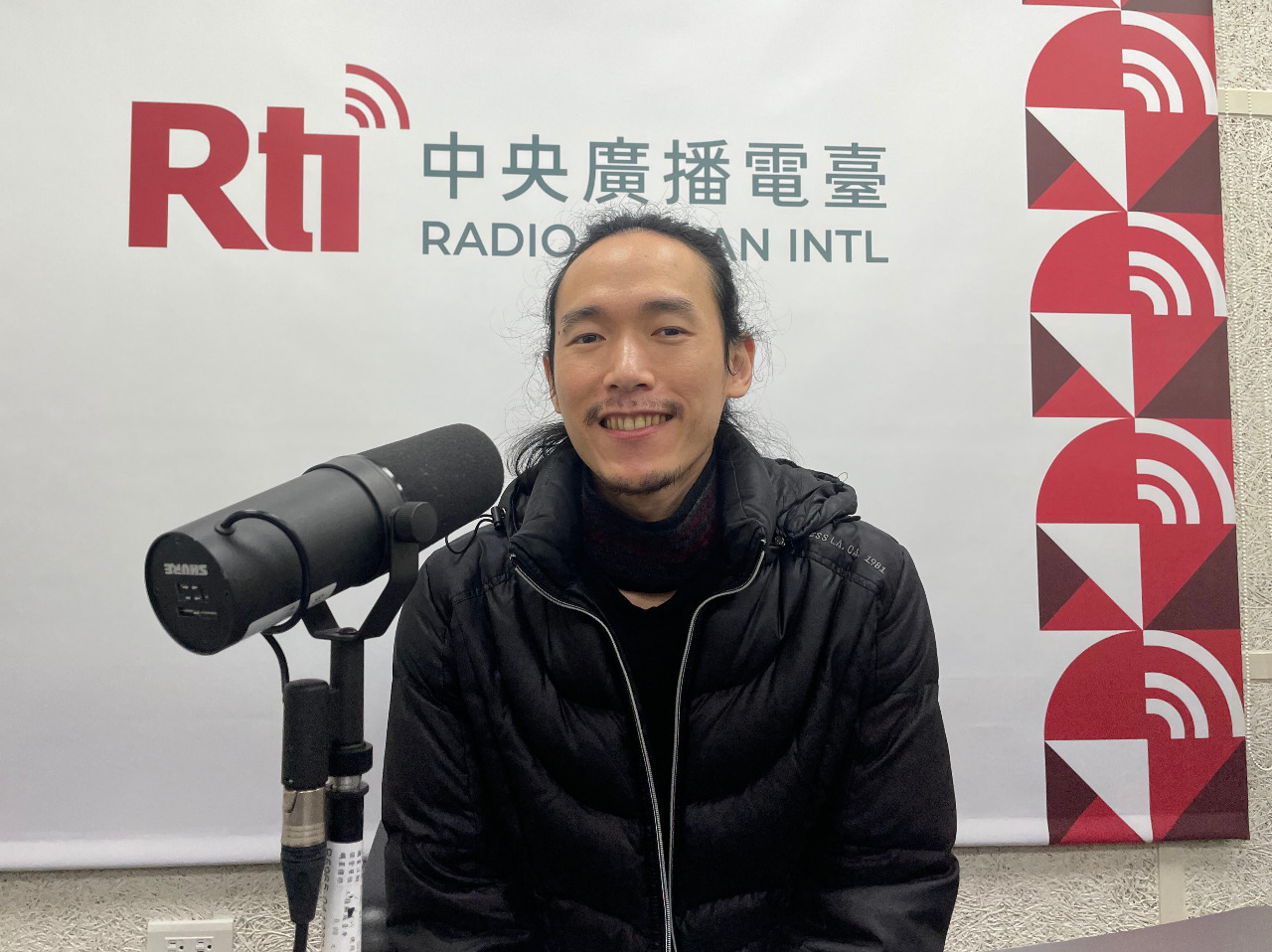 Behind the Lens: Martin Rustandi’s journey in telling migrant stories