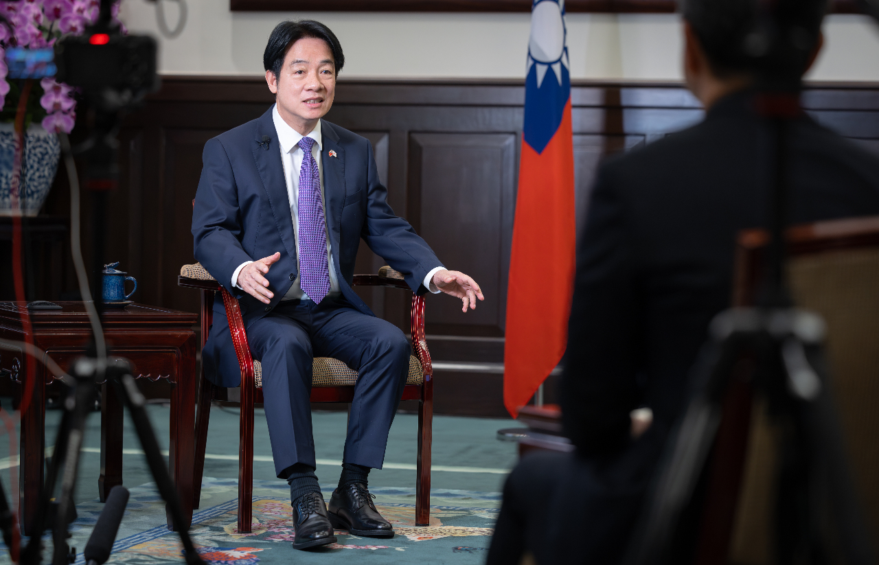President: Taiwan must establish supply chains that do not include China
