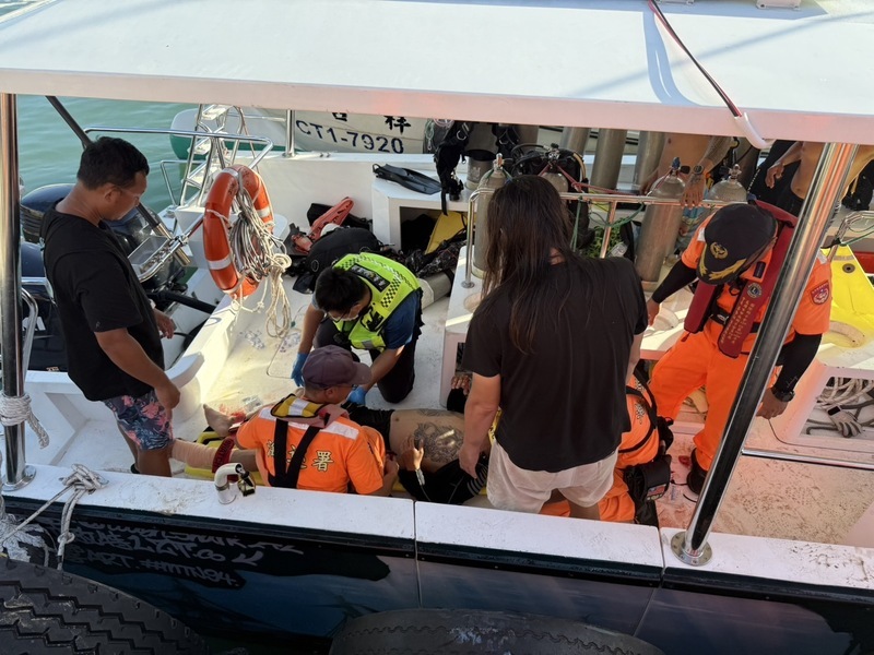 WATCH: Divers severely injured in fishing boat hit-and-run
