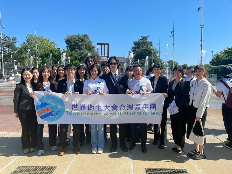 Youth association practices bubble tea diplomacy at WHO Taiwan parade