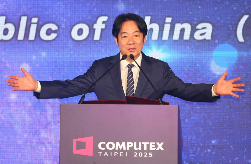 Taiwan key to “AI Next”: President