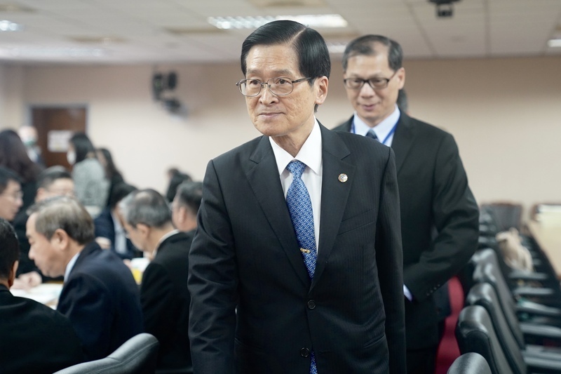 Retired generals may lose benefits if they endanger national security