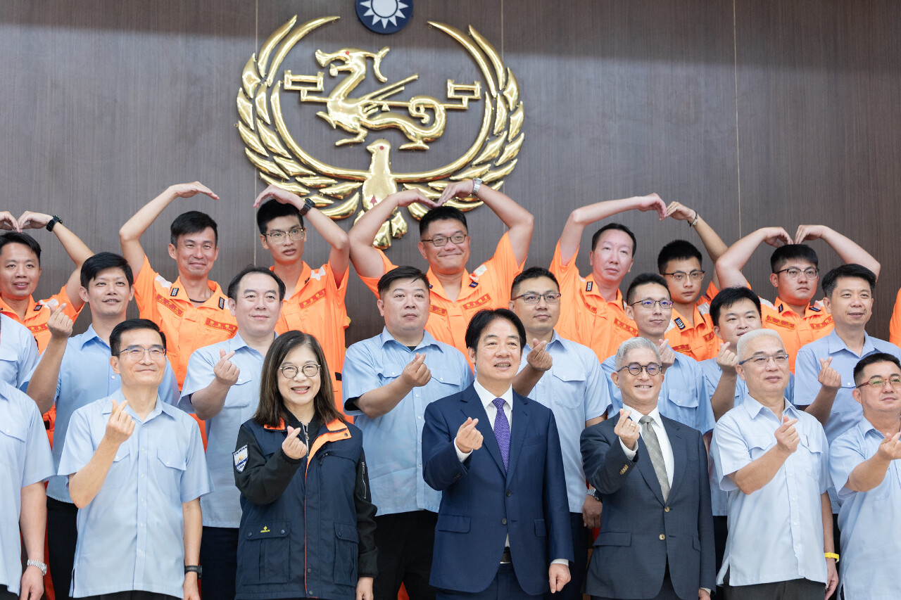 President Lai visits Coast Guard patrol base, highlights growing maritime threats